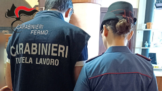 Fermo - Controlli dei carabinieri in cantieri e aziende: due denunce e multe per 50mila euro